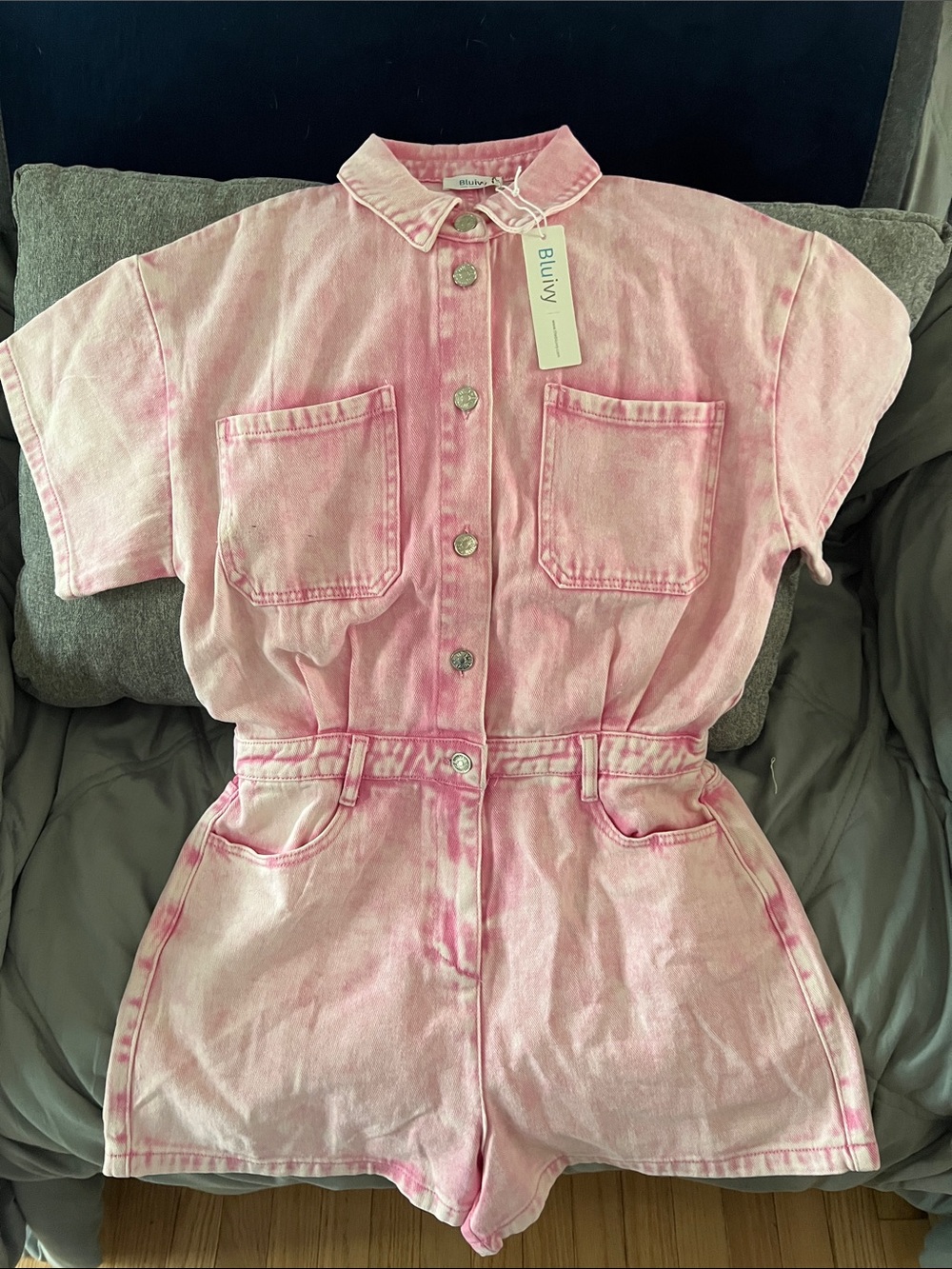 Bluivy Pink Stone Washed Denim Romper Sz Lg. New with tags. Gorgeous Romper